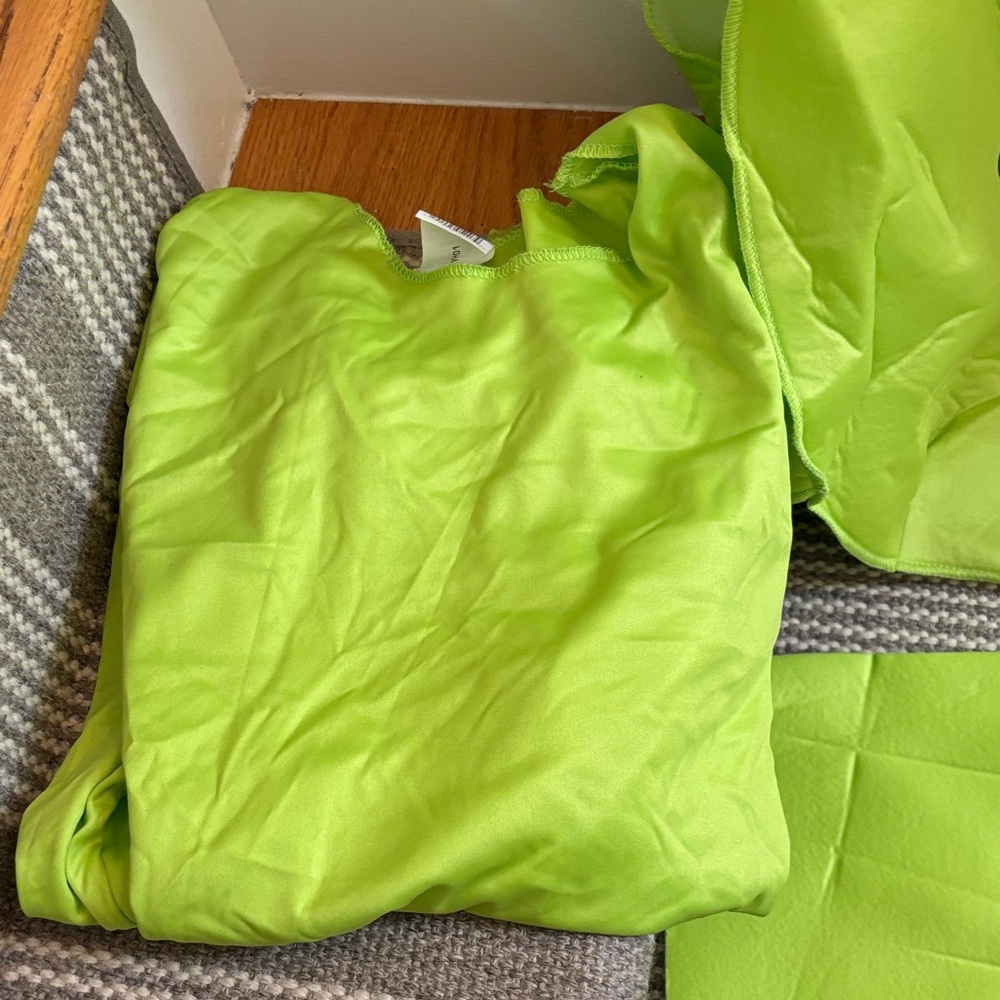 Green Monster-Inspired Costume - Picture 5 of 9